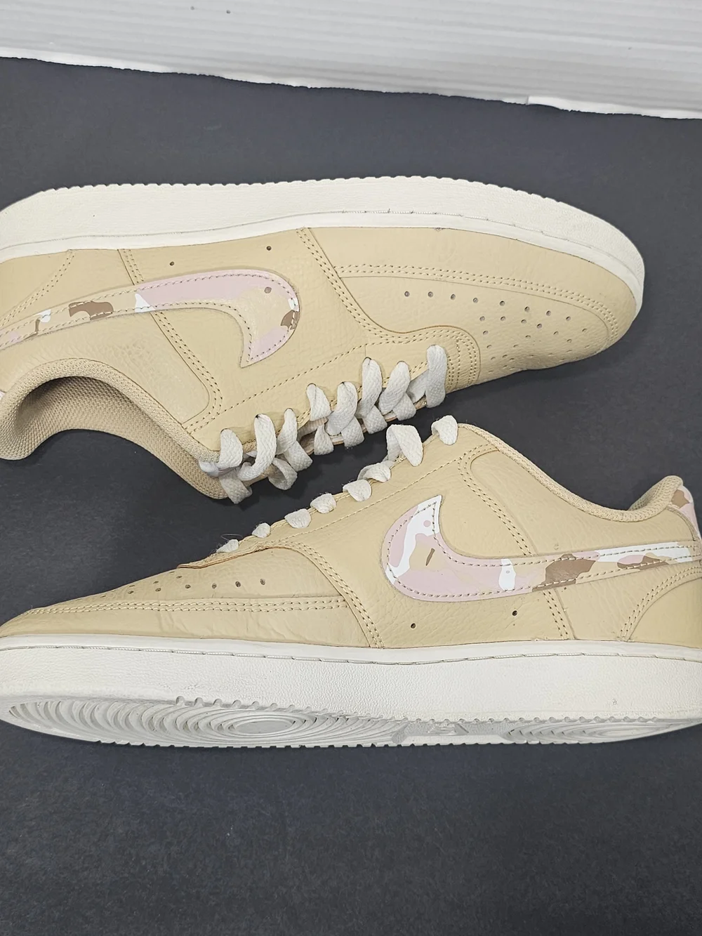 Nike classic low